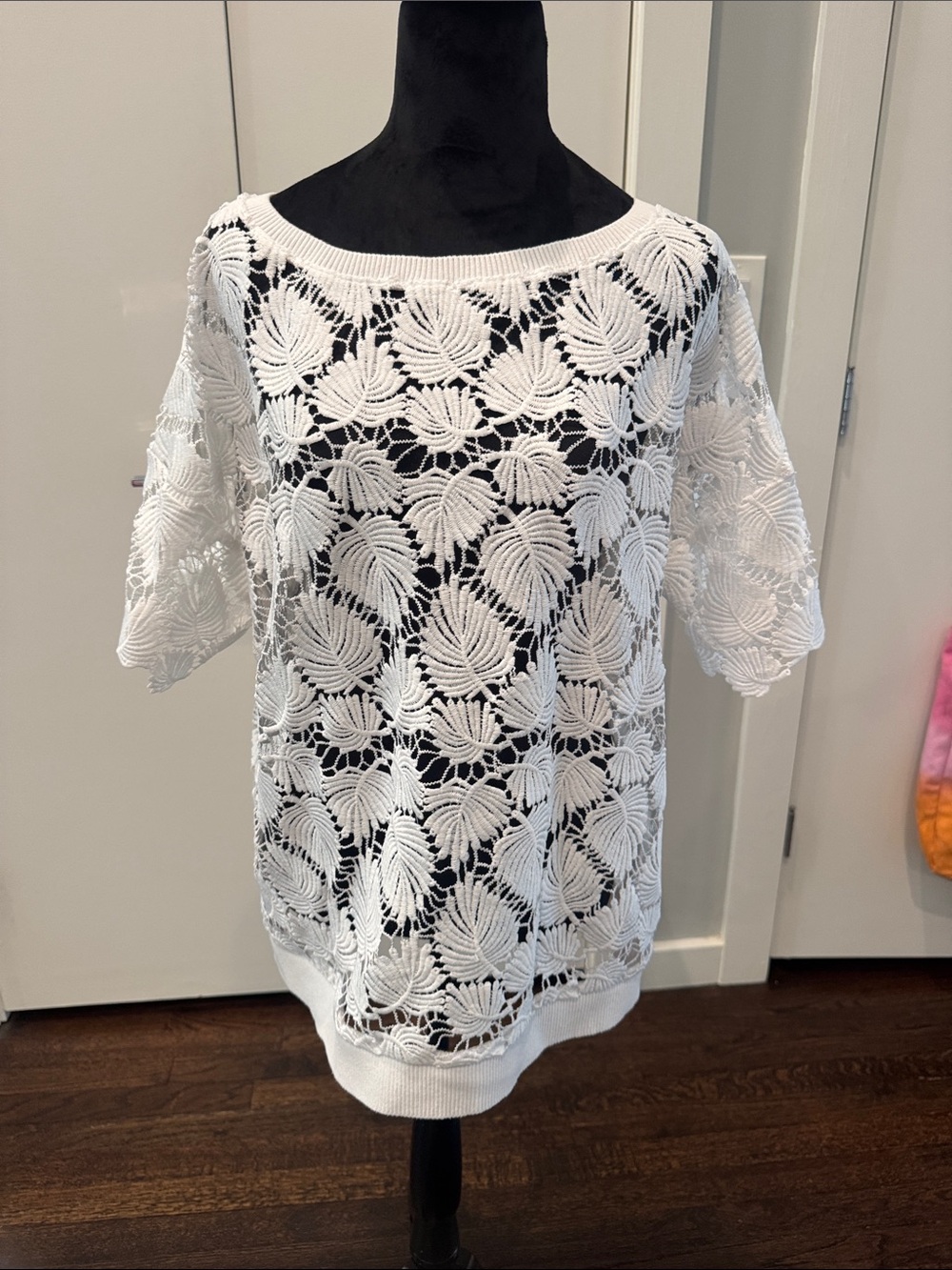 Lilly Pulitzer White Crochet Shell-Pattern Short Sleeve Top